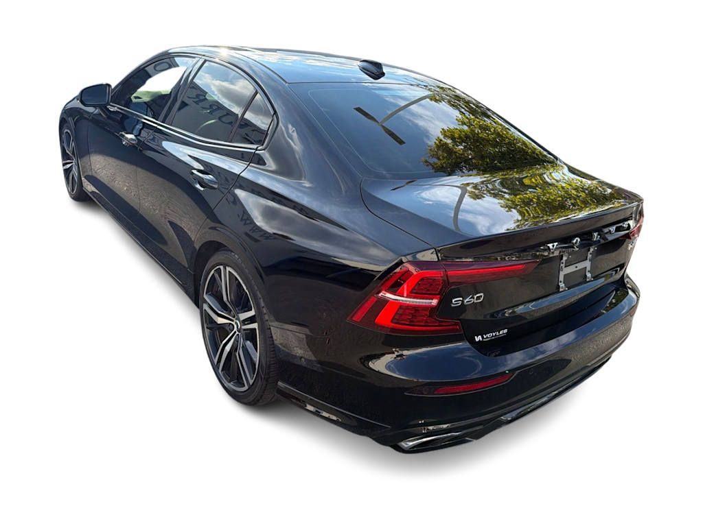 Thumbnail: 2019 Volvo S60 - 15