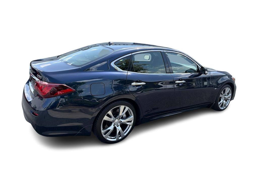 Thumbnail: 2017 INFINITI Q70 - 17