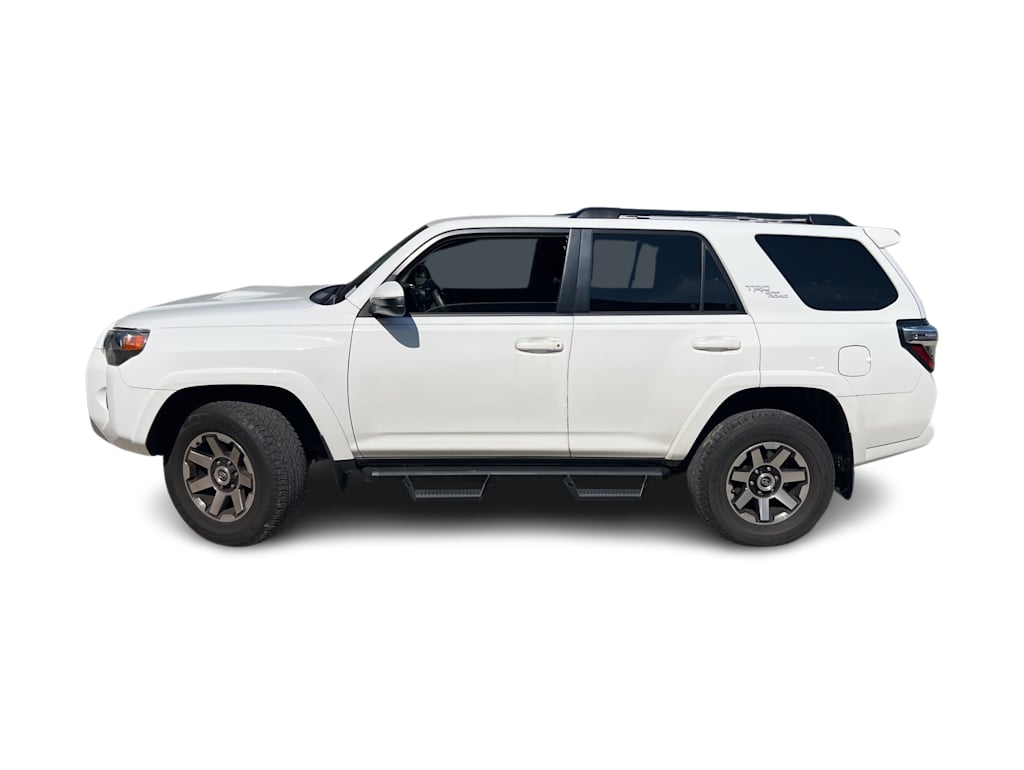 Thumbnail: 2021 Toyota 4Runner - 3