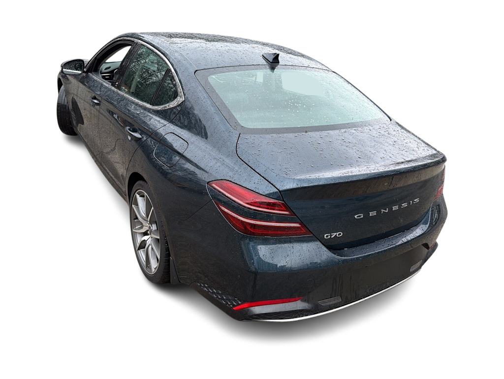 Thumbnail: 2022 Genesis G70 - 13