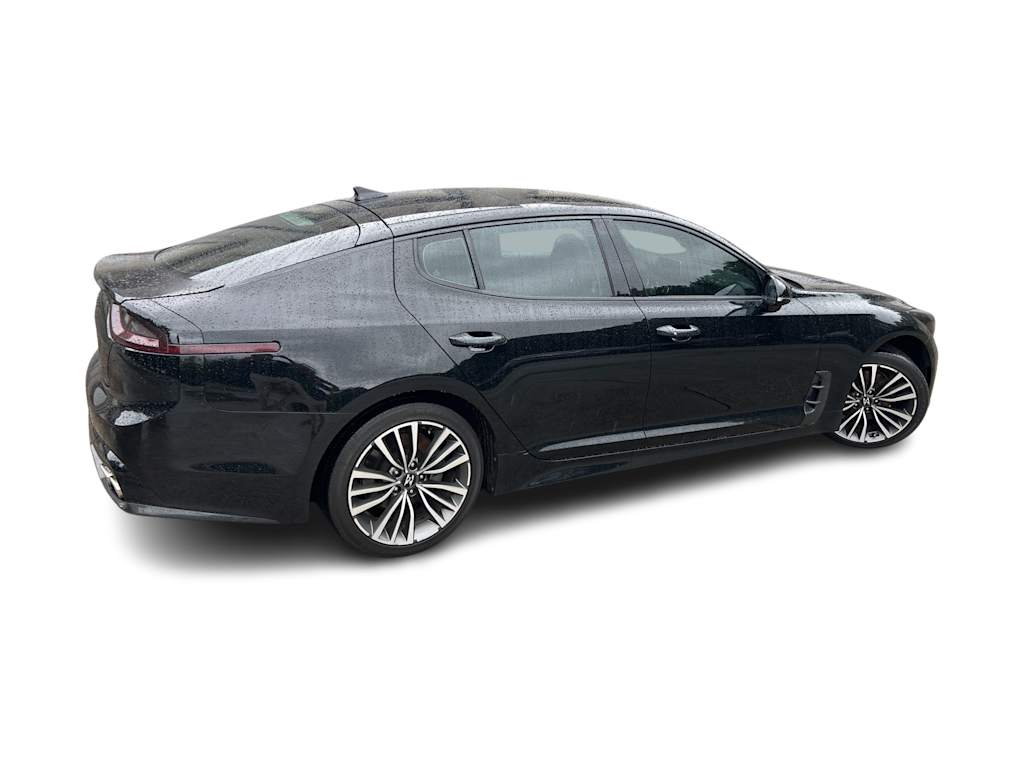 Thumbnail: 2018 Kia Stinger - 15