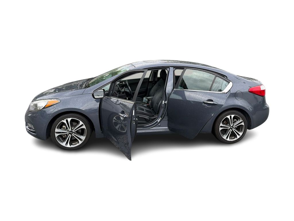 Thumbnail: 2016 Kia Forte - 21