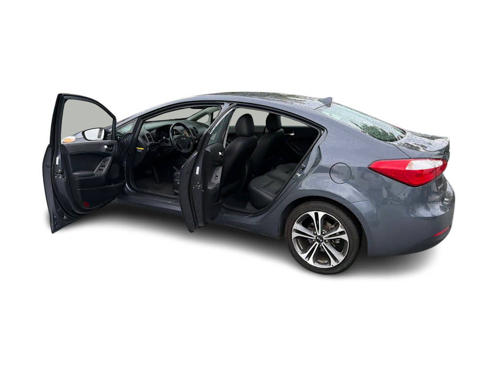 Thumbnail: 2016 Kia Forte - 23