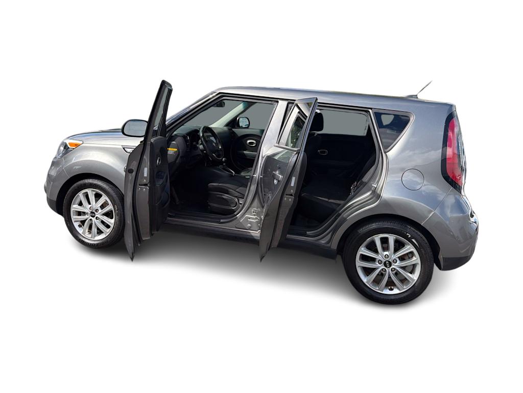 Thumbnail: 2017 Kia Soul - 24