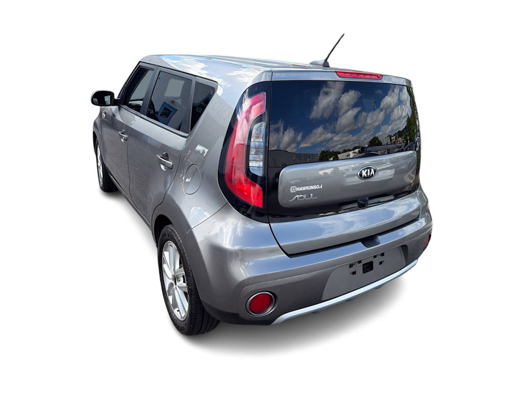 Thumbnail: 2017 Kia Soul - 16