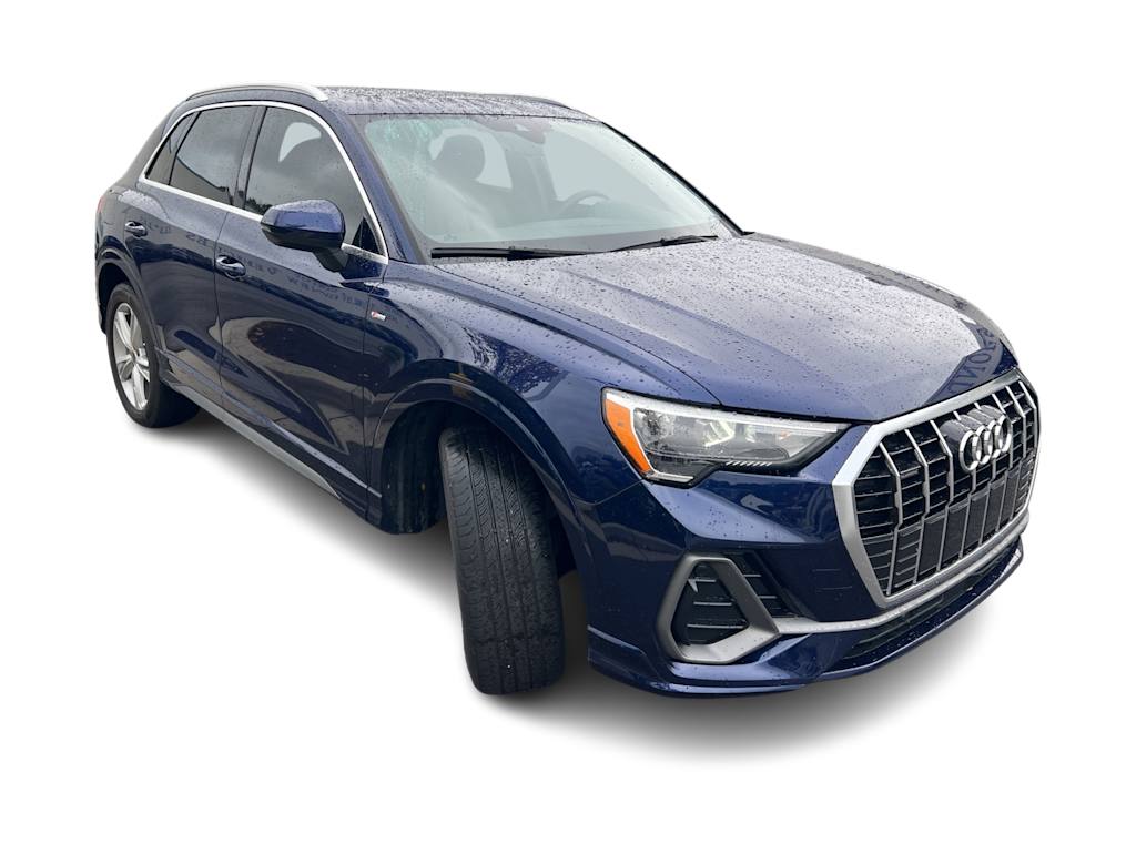 Thumbnail: 2021 Audi Q3 - 18