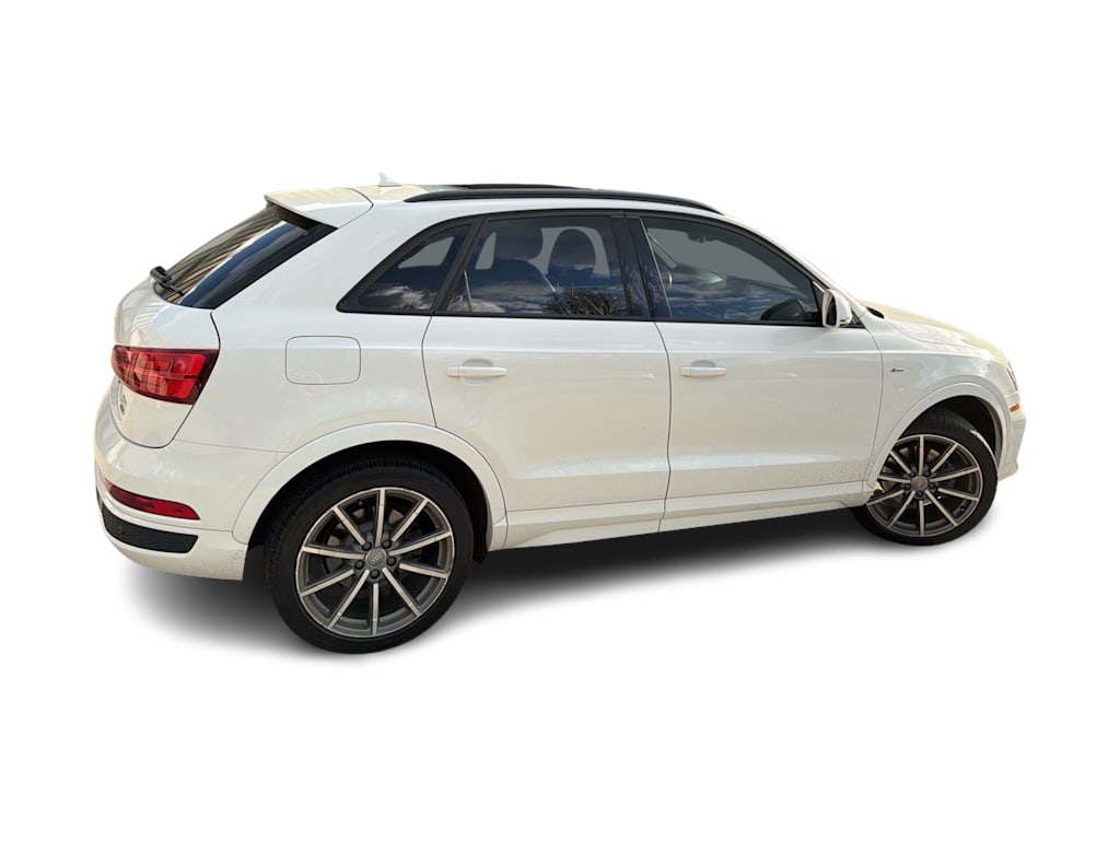 Thumbnail: 2018 Audi Q3 - 15