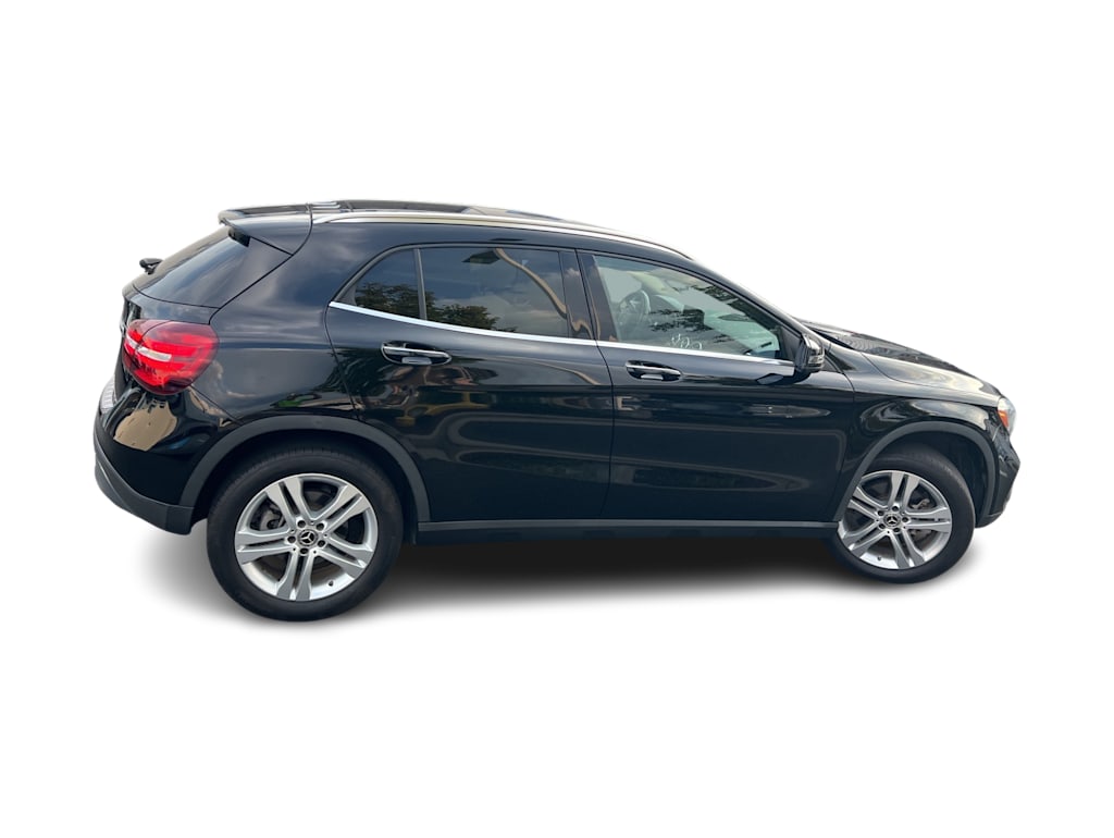 Thumbnail: 2019 Mercedes-Benz GLA - 16