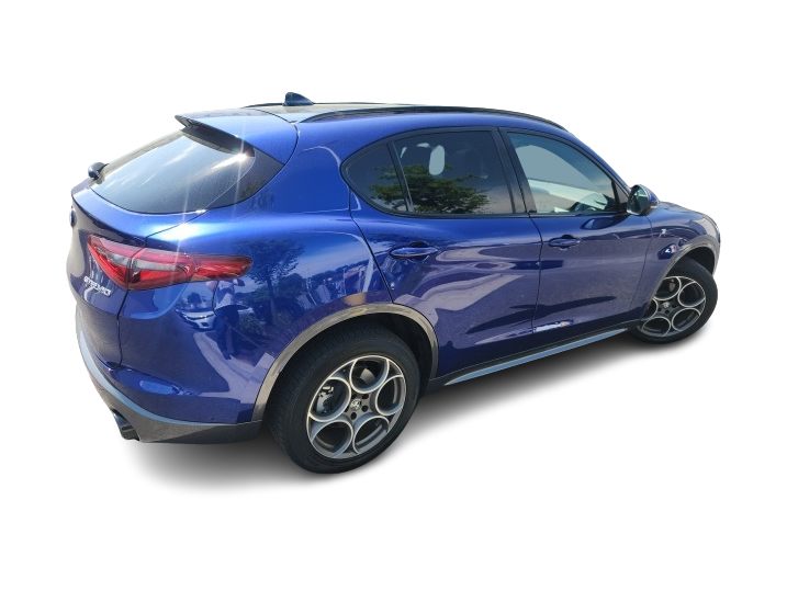 2022 Alfa Romeo Stelvio Ti 16