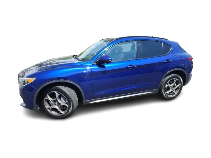 2022 Alfa Romeo Stelvio Ti 3
