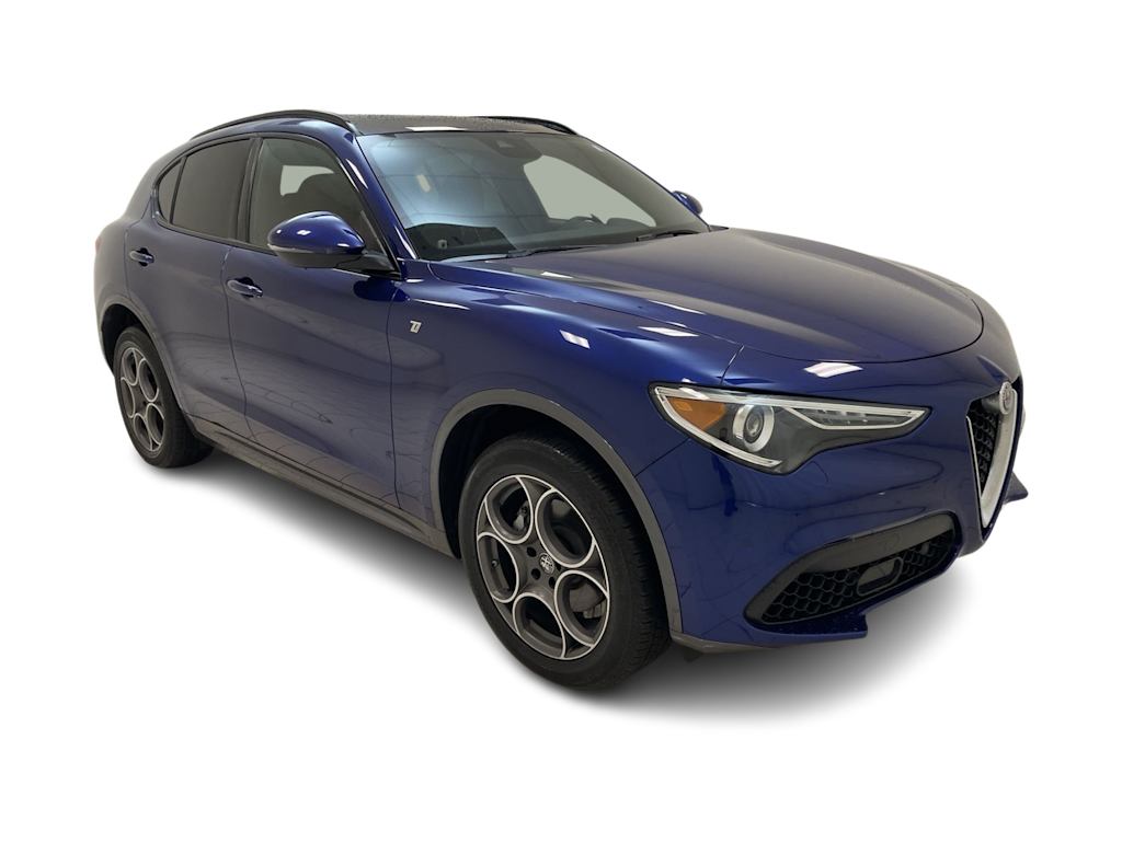 2022 Alfa Romeo Stelvio Ti 29