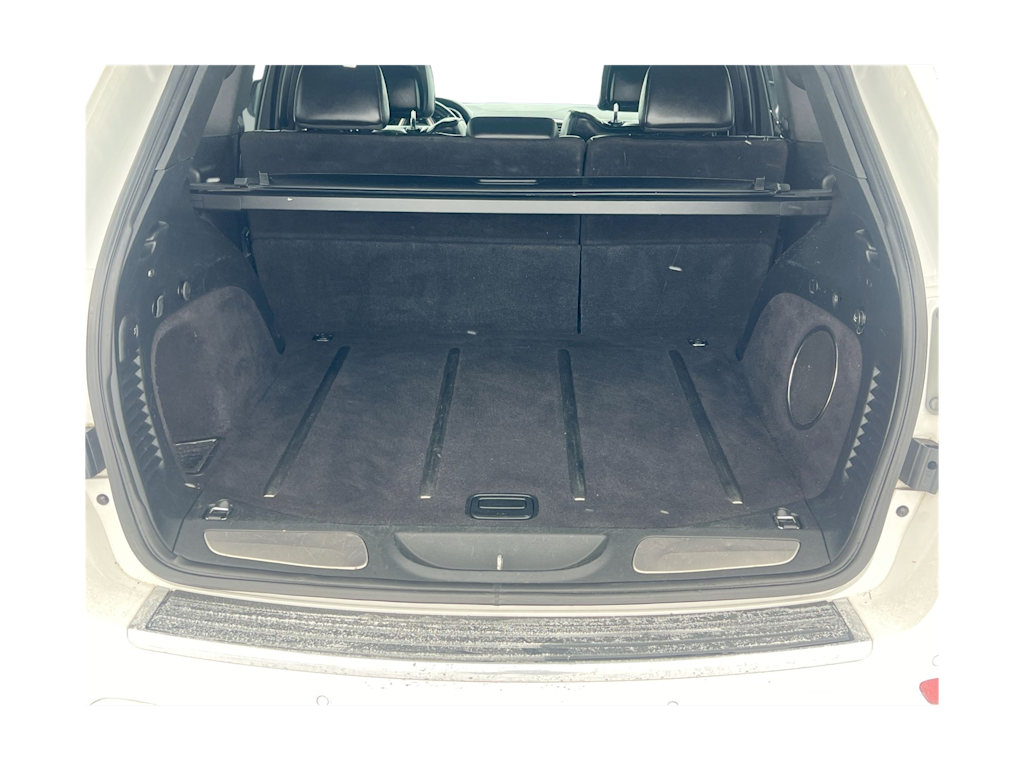 Thumbnail: 2017 Jeep Grand Cherokee - 14