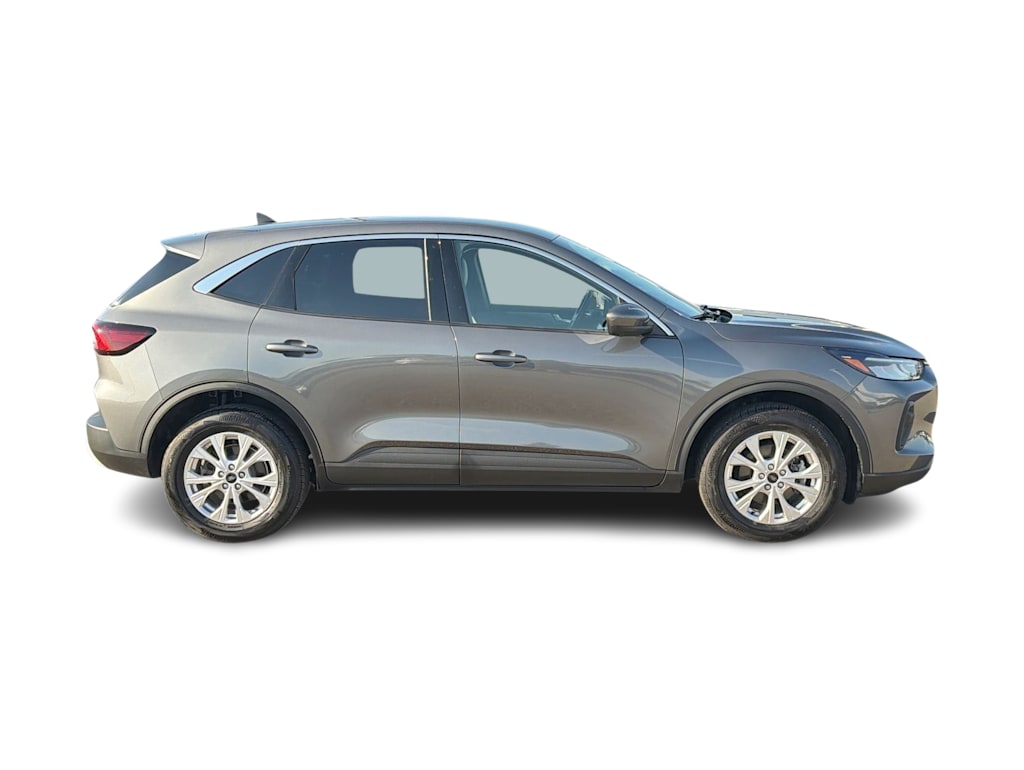Thumbnail: 2023 Ford Escape - 21