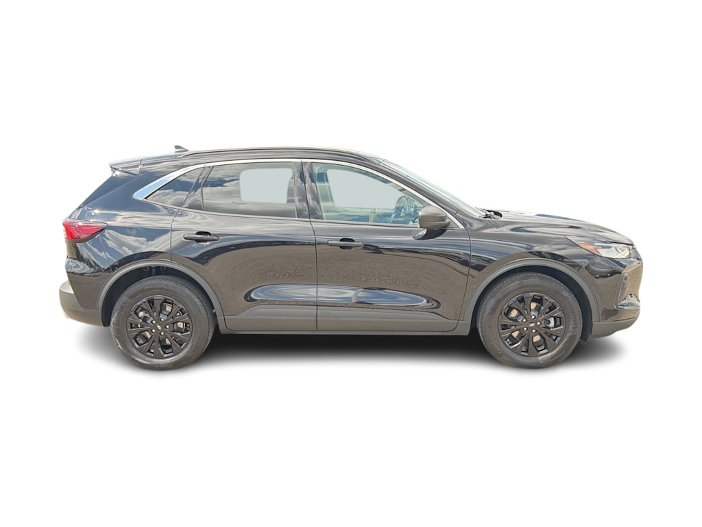 Thumbnail: 2023 Ford Escape - 21