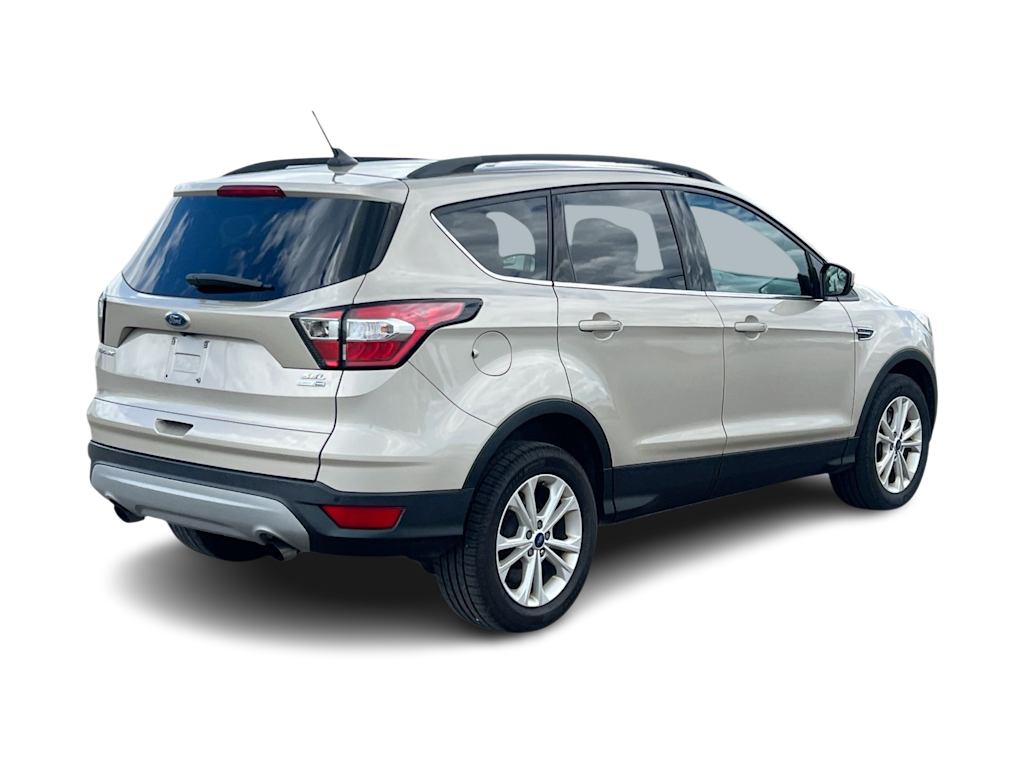 Thumbnail: 2018 Ford Escape - 21