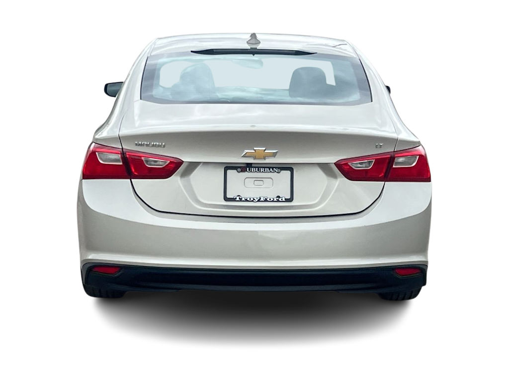 Thumbnail: 2016 Chevrolet Malibu - 5