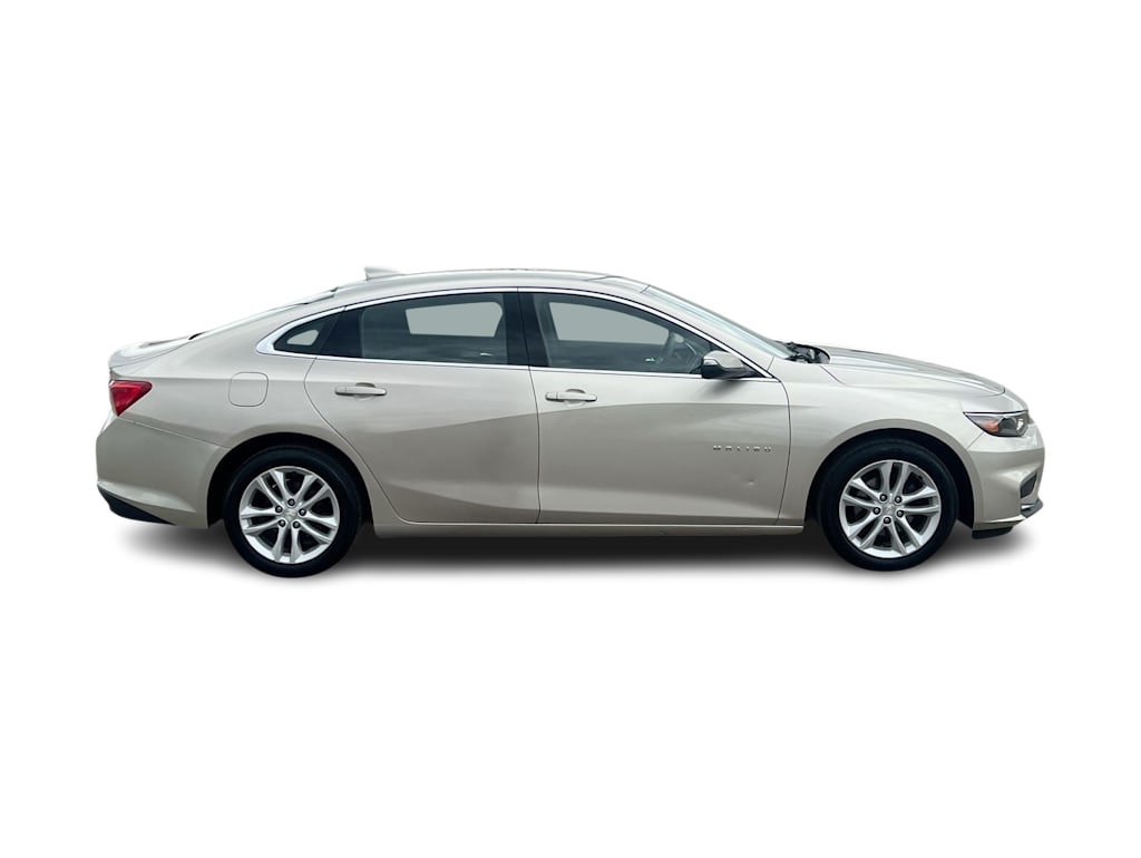 Thumbnail: 2016 Chevrolet Malibu - 21