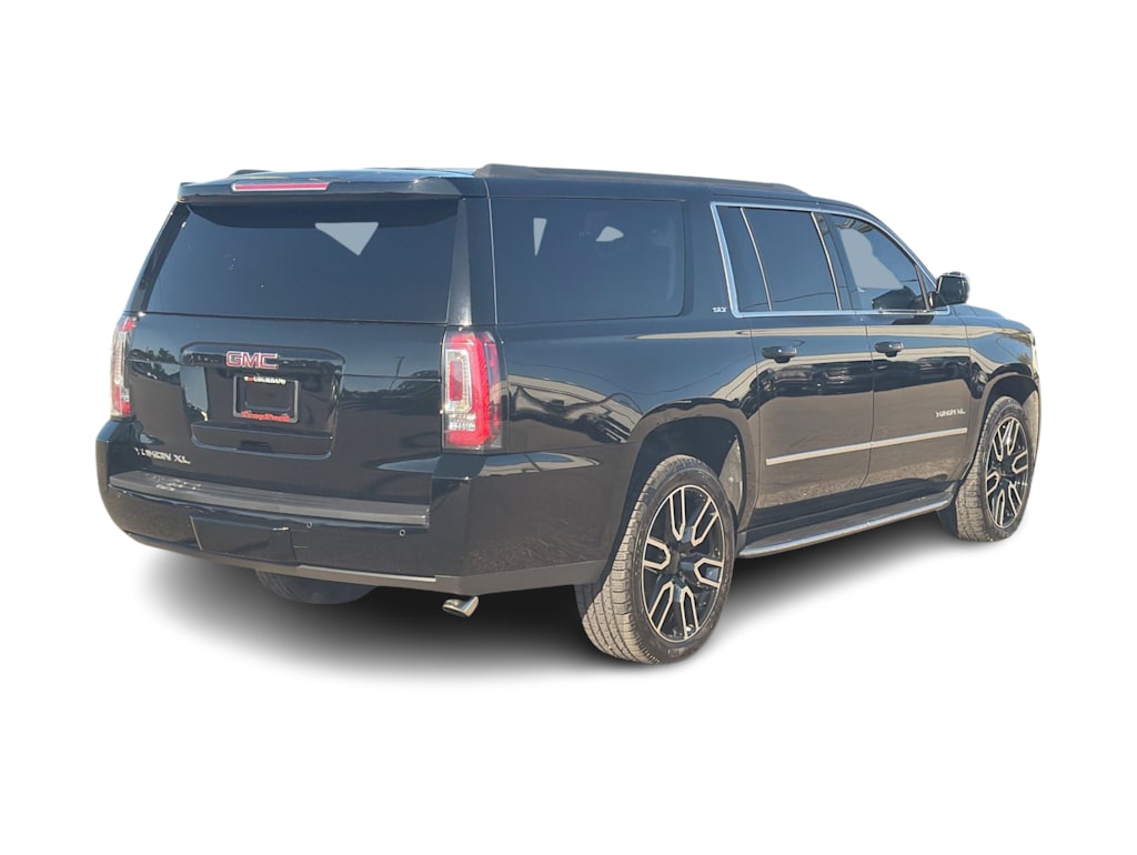Thumbnail: 2018 GMC Yukon XL - 21