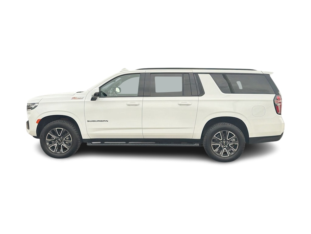 Thumbnail: 2022 Chevrolet Suburban - 3