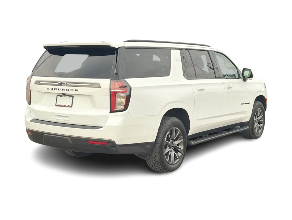 Thumbnail: 2022 Chevrolet Suburban - 21