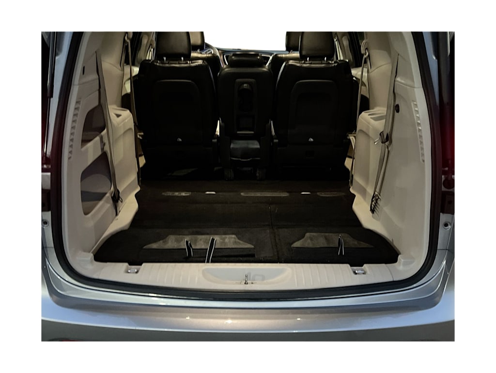 Thumbnail: 2017 Chrysler Pacifica - 15