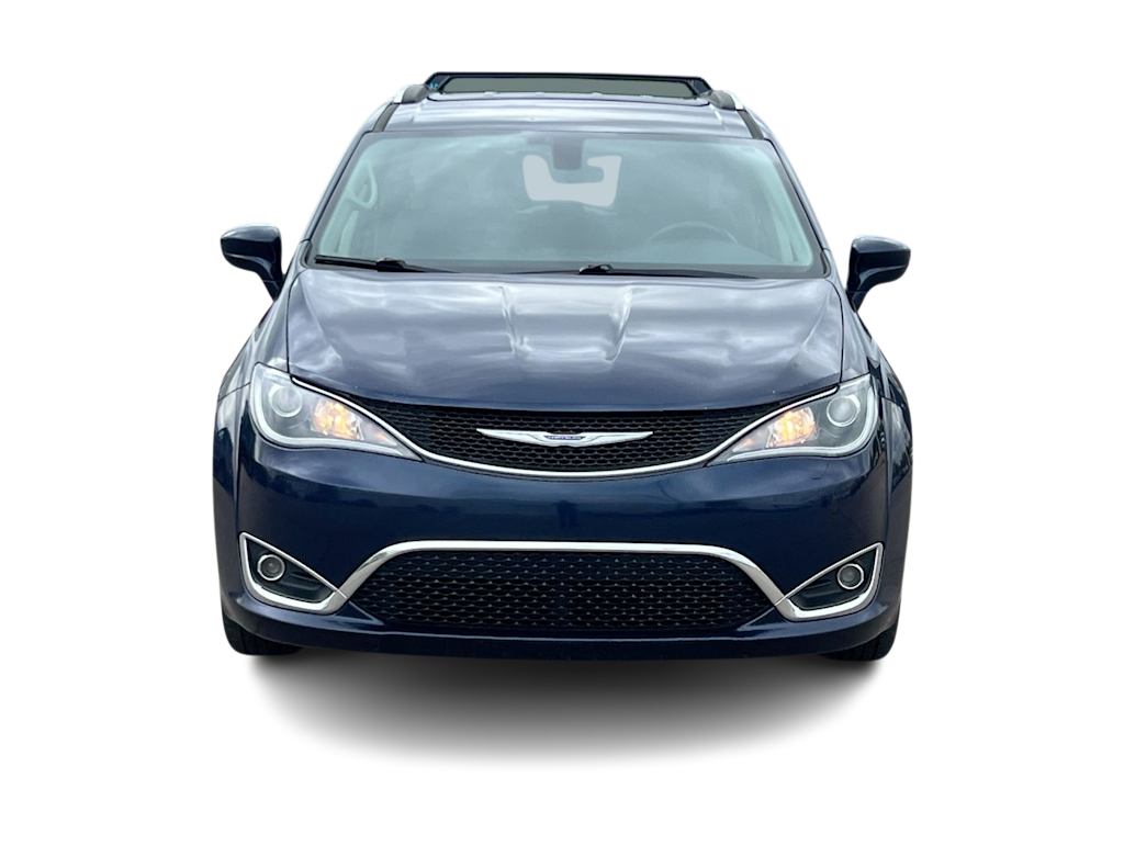 Thumbnail: 2018 Chrysler Pacifica - 6