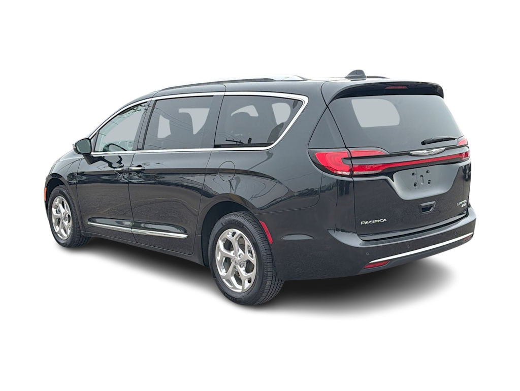 Thumbnail: 2021 Chrysler Pacifica - 4