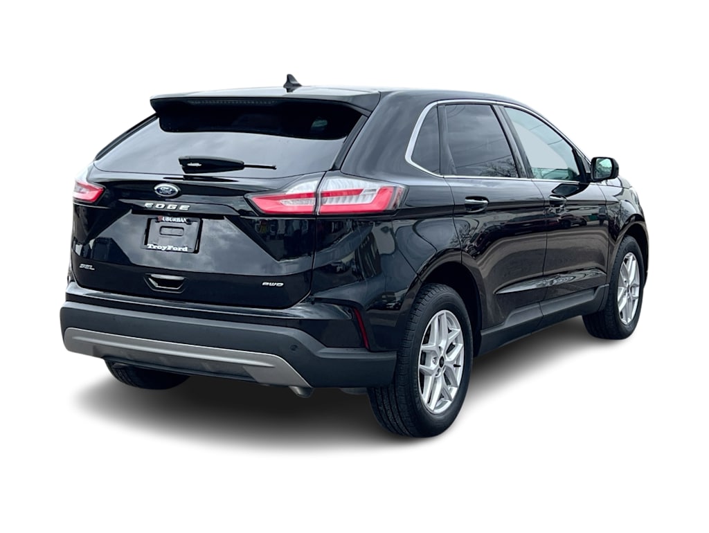 Thumbnail: 2023 Ford Edge - 18