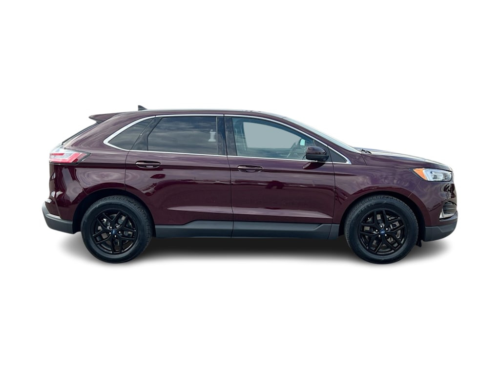 Thumbnail: 2021 Ford Edge - 21