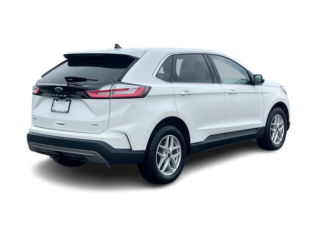 Thumbnail: 2024 Ford Edge - 21