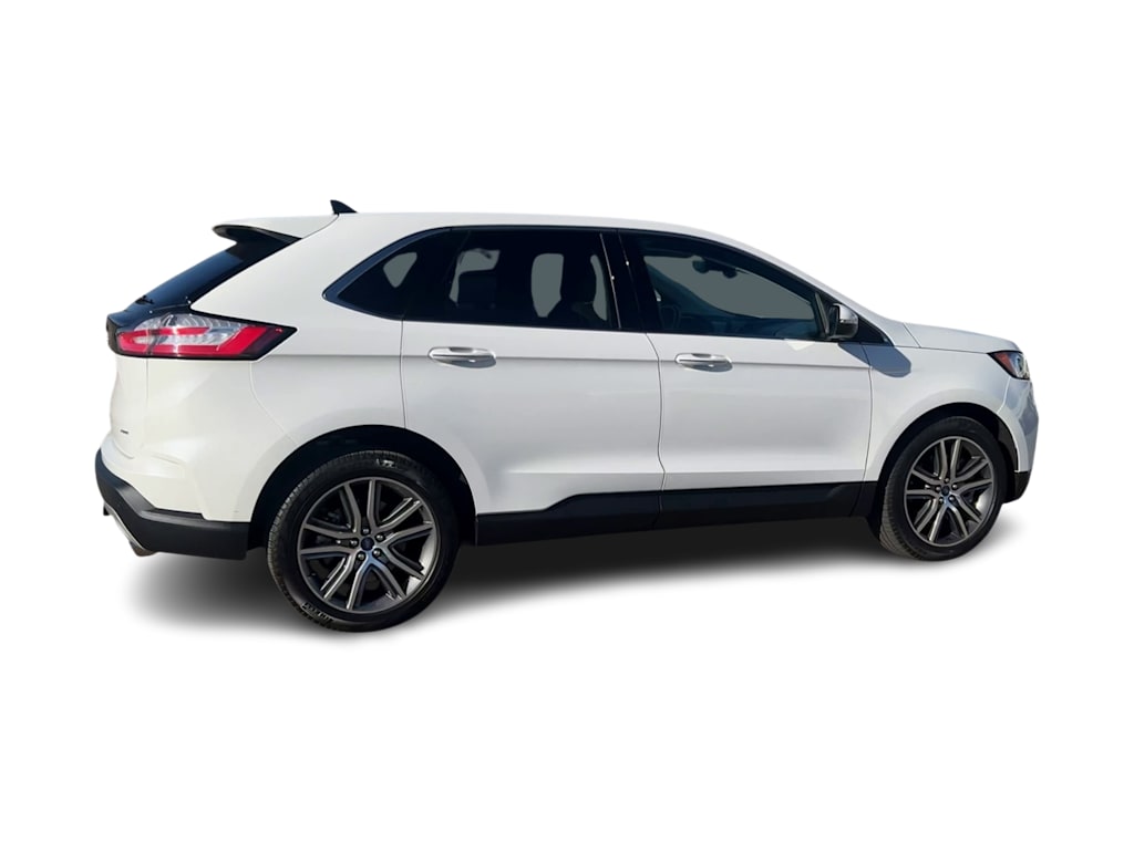 Thumbnail: 2021 Ford Edge - 21