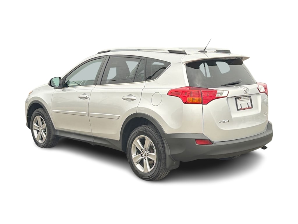 Thumbnail: 2015 Toyota RAV4 - 4