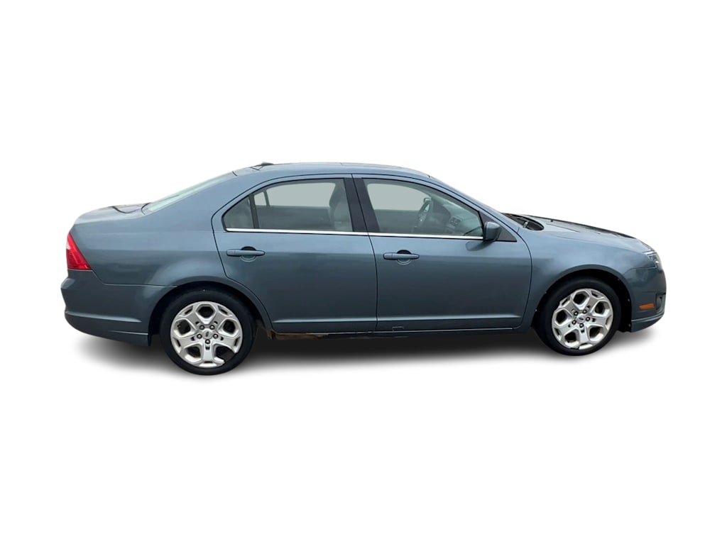 Thumbnail: 2011 Ford Fusion - 20