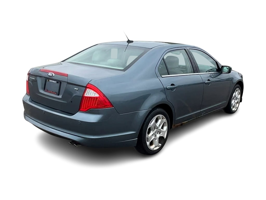 Thumbnail: 2011 Ford Fusion - 19