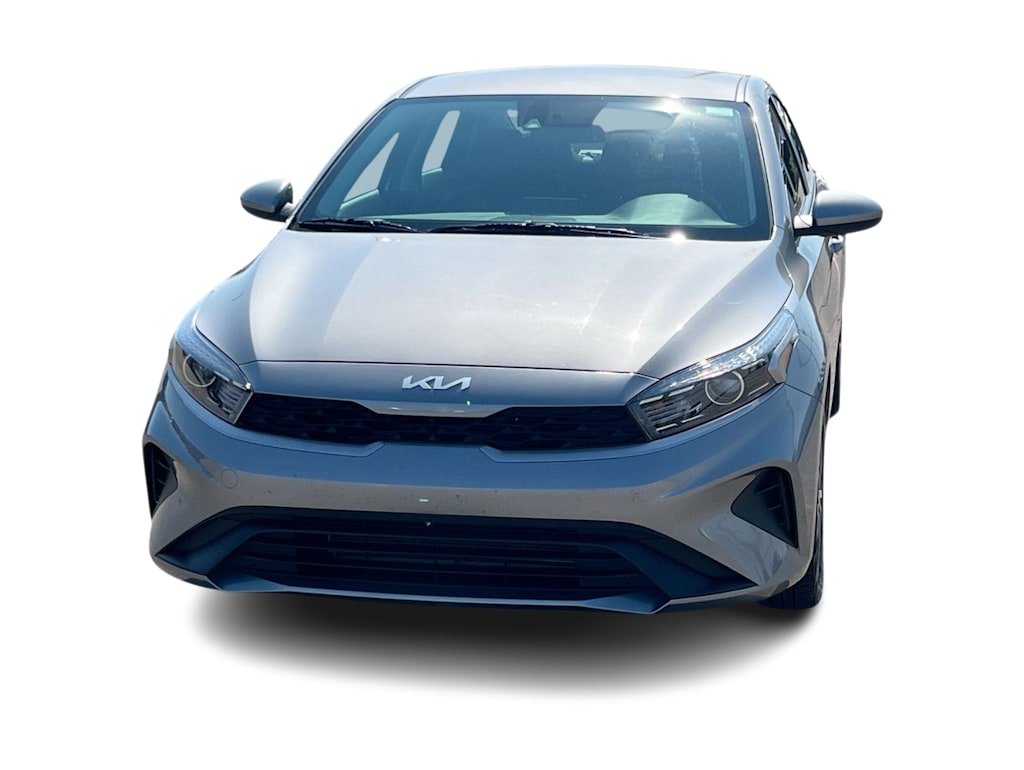 Thumbnail: 2023 Kia Forte - 6