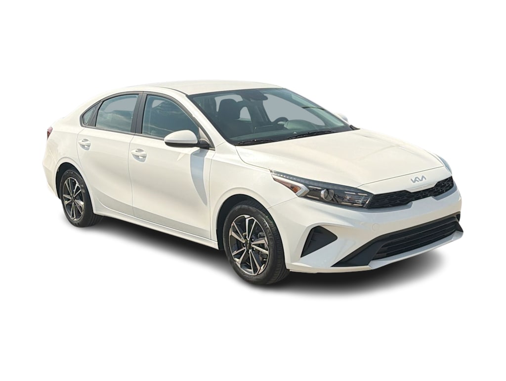Thumbnail: 2024 Kia Forte - 18