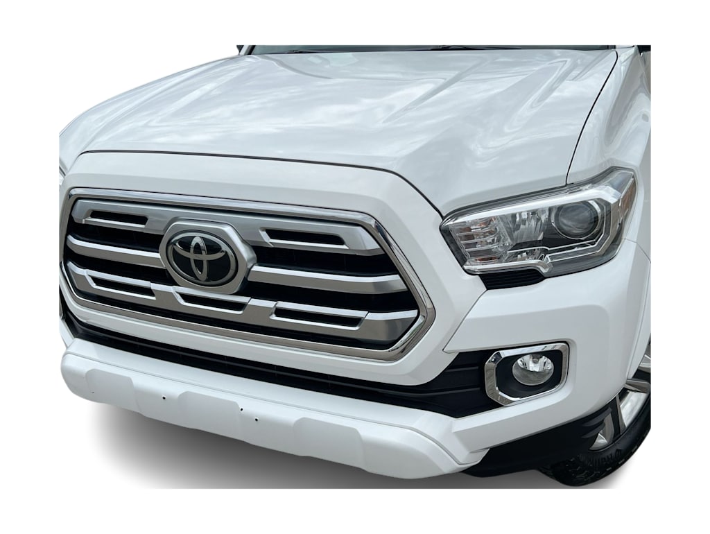 Thumbnail: 2019 Toyota Tacoma - 23
