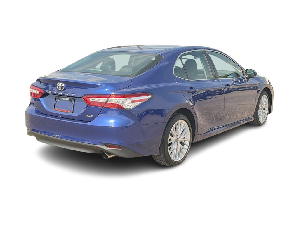 Thumbnail: 2018 Toyota Camry - 21