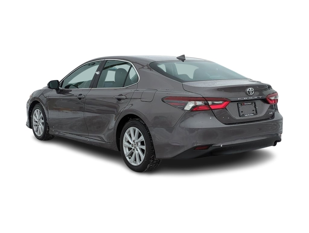 2022 Toyota Camry LE 4