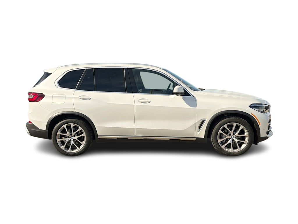 Thumbnail: 2022 BMW X5 - 22
