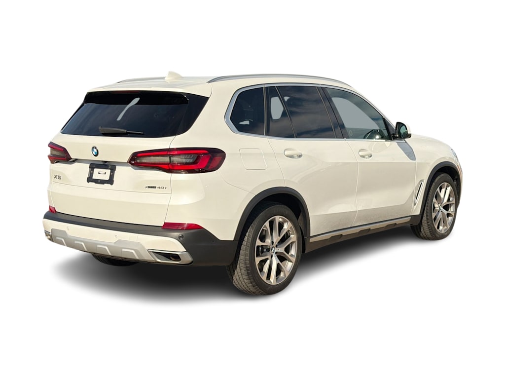 Thumbnail: 2022 BMW X5 - 21