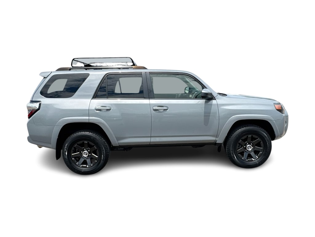 Thumbnail: 2021 Toyota 4Runner - 22