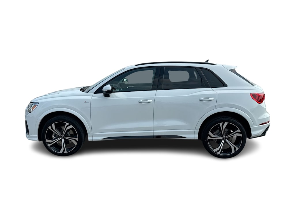 Thumbnail: 2023 Audi Q3 - 20