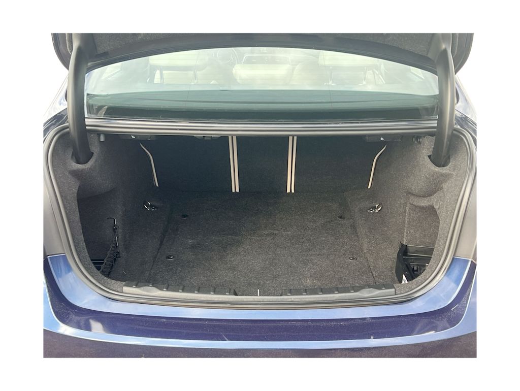 Thumbnail: 2017 BMW 3 Series - 16