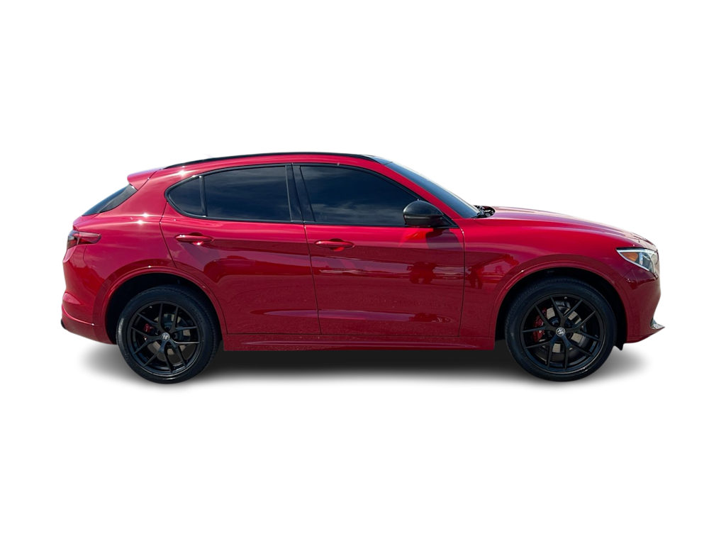 Thumbnail: 2020 Alfa Romeo Stelvio - 21