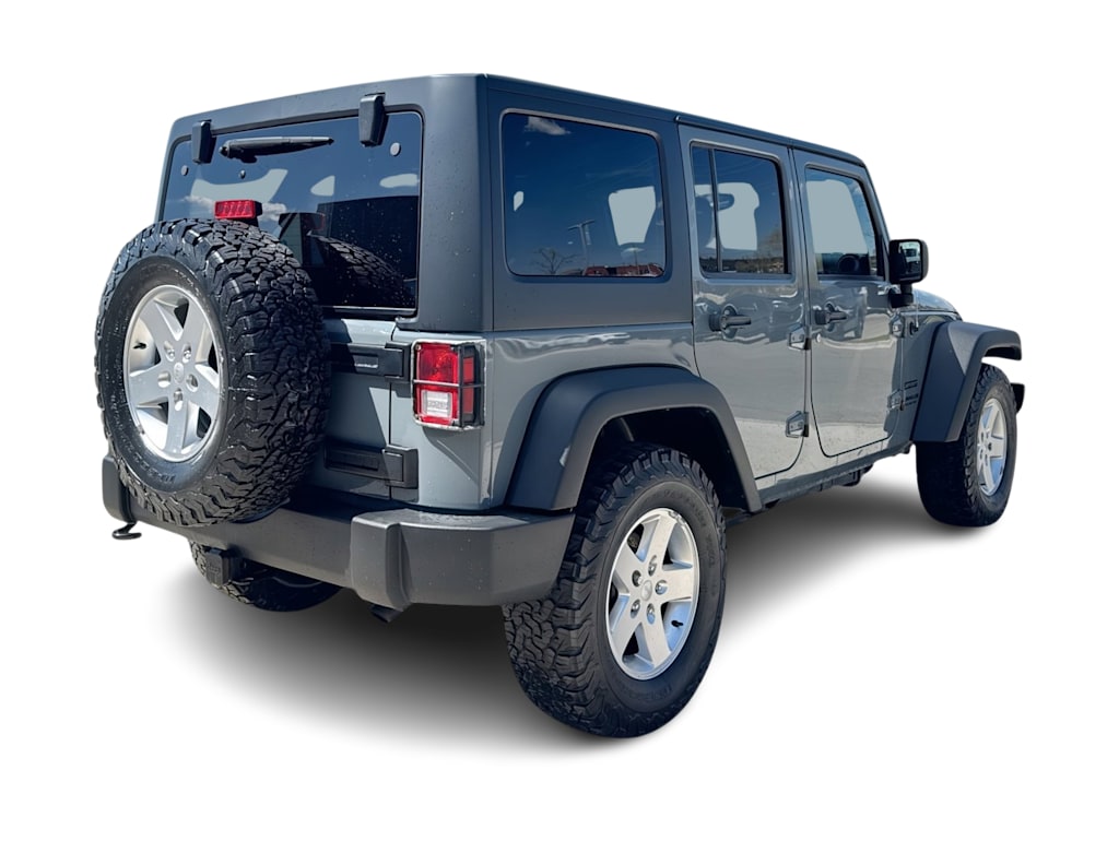 Thumbnail: 2015 Jeep Wrangler - 18