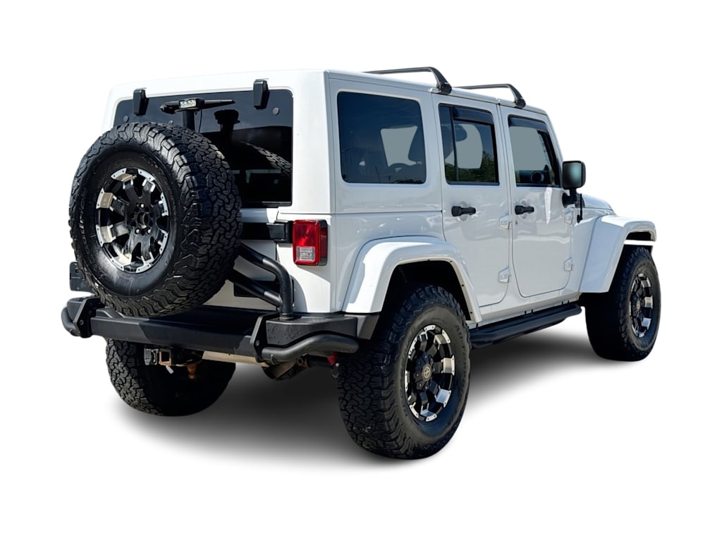 Thumbnail: 2013 Jeep Wrangler - 17