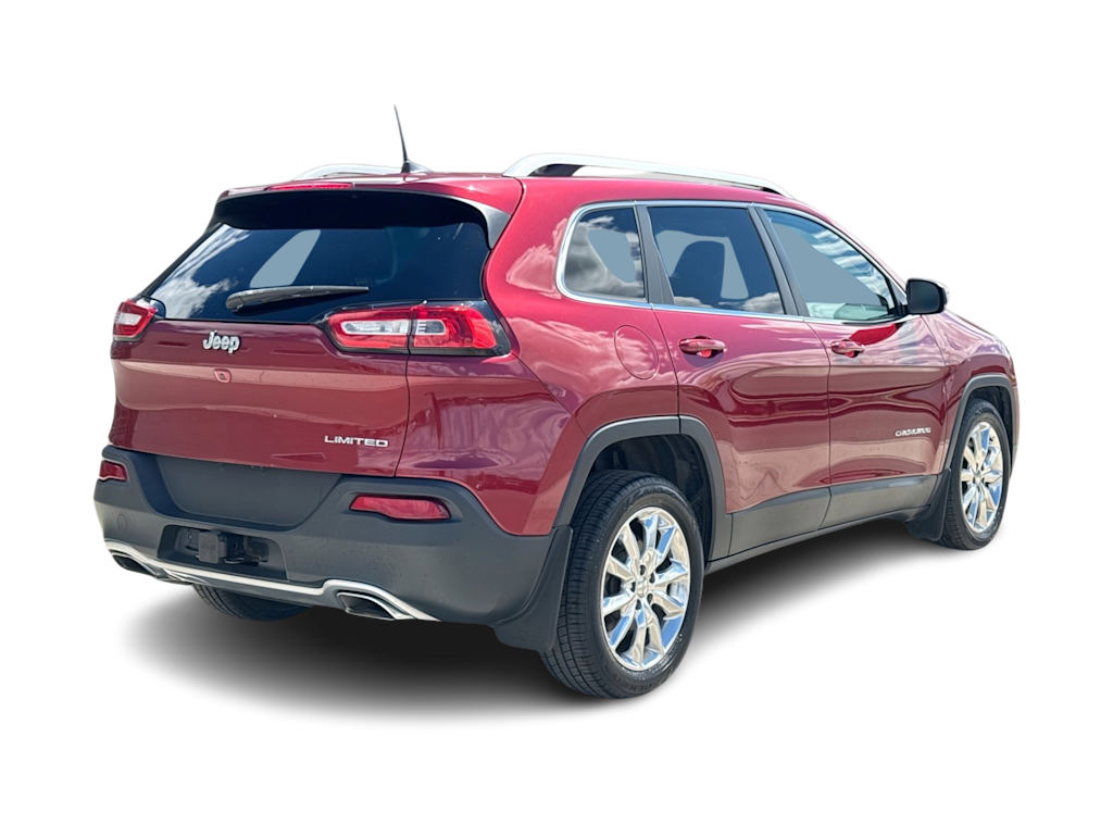 Thumbnail: 2016 Jeep Cherokee - 18