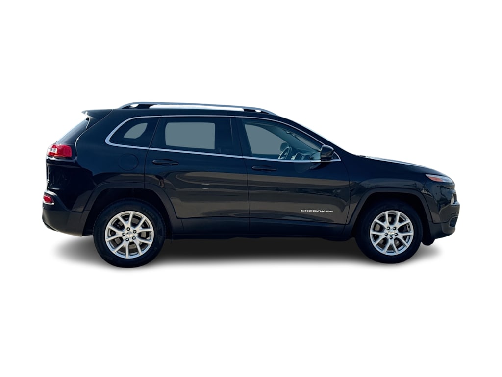 Thumbnail: 2016 Jeep Cherokee - 21