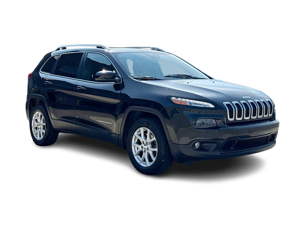 Thumbnail: 2016 Jeep Cherokee - 22